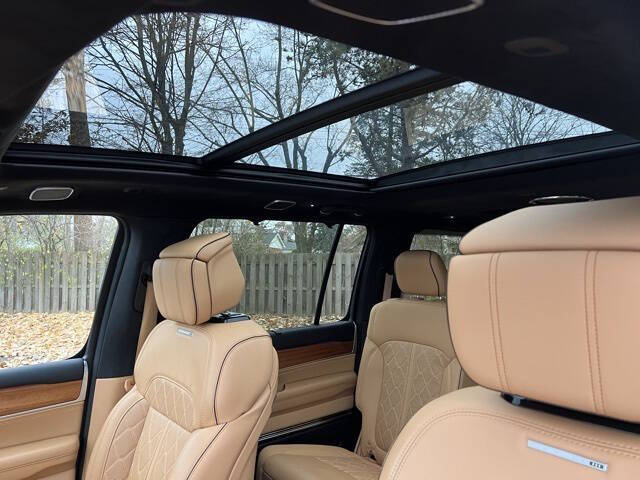 2024 Jeep Grand Wagoneer L Series III