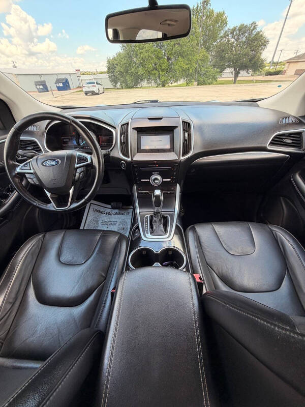2017 Ford Edge Titanium