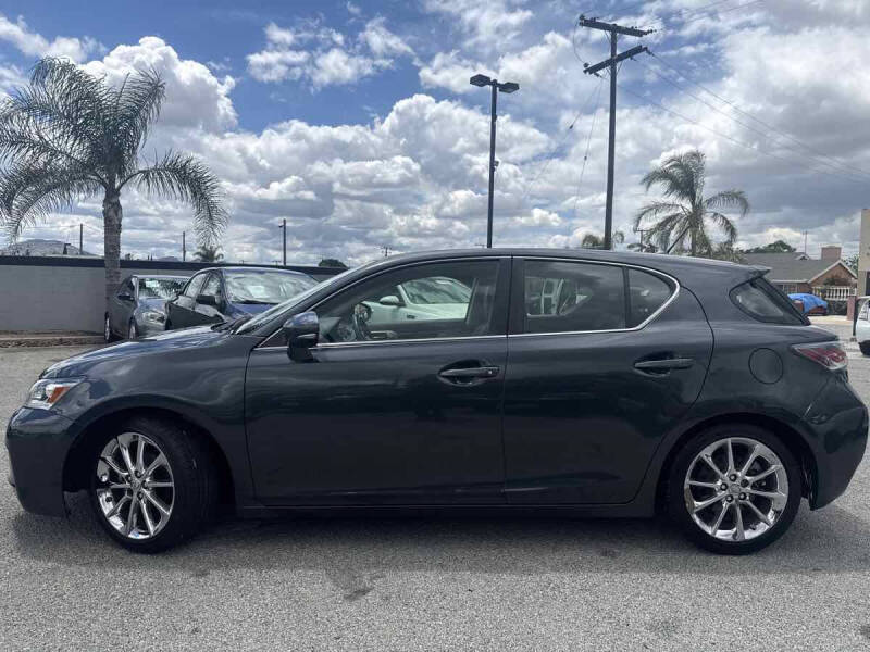 2011 Lexus CT 200h
