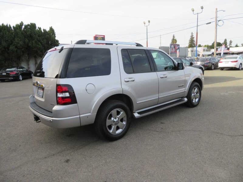 2006 Ford Explorer Limited