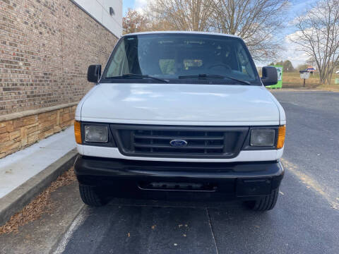 2005 Ford E-Series E-250