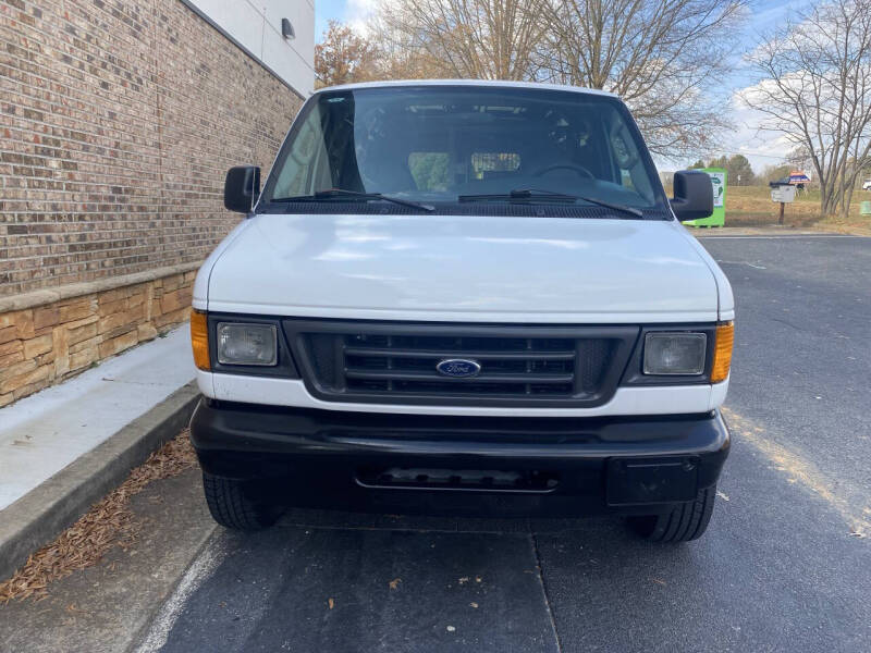 2005 Ford E-Series E-250