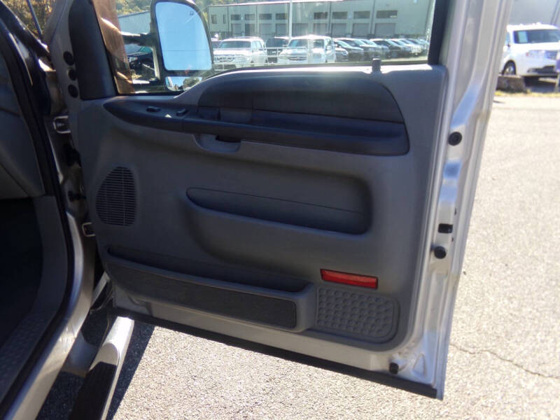 2003 Ford Excursion XLT