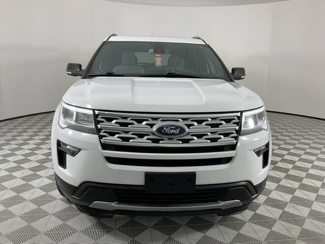 Used 2018 Ford Explorer XLT with VIN 1FM5K7D83JGC41919 for sale in Peoria, AZ