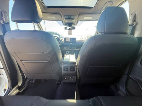 2025 Nissan Rogue Platinum