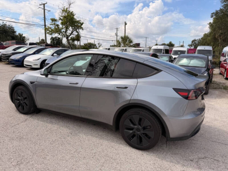 2024 Tesla Model Y Long Range