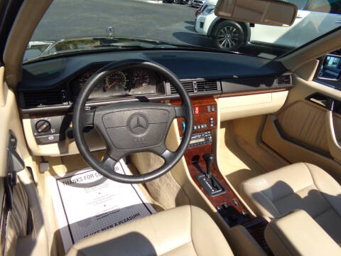 1994 Mercedes-Benz E-Class E 320