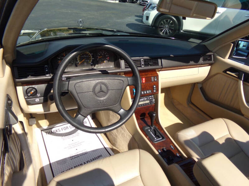 1994 Mercedes-Benz E-Class E 320