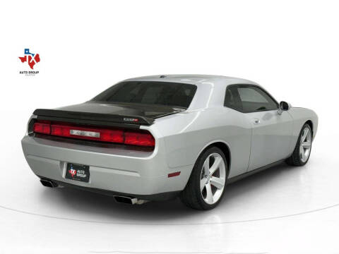 2008 Dodge Challenger SRT8
