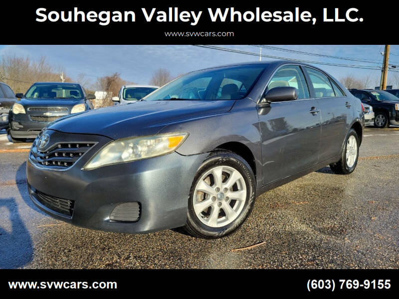 2011 Toyota Camry LE's photo