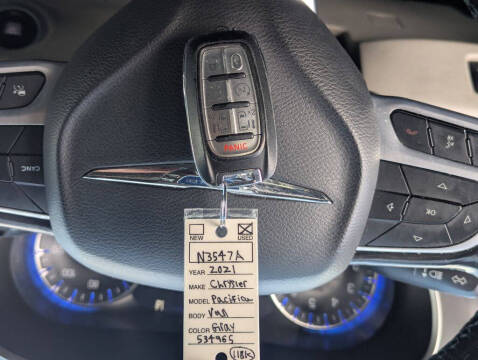 2021 Chrysler Pacifica Touring L