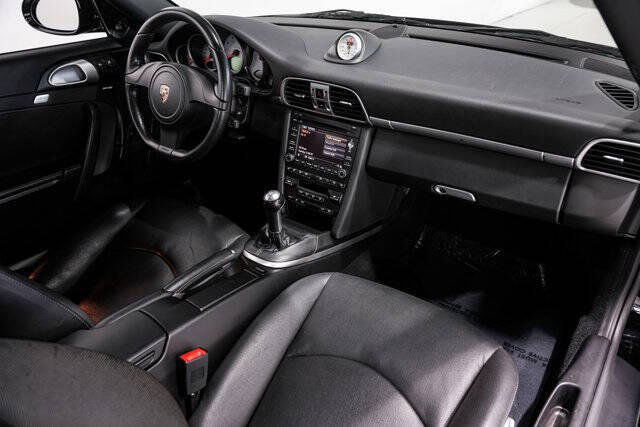 2011 Porsche 911 Carrera 4S