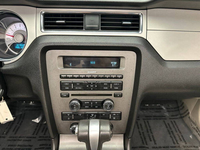 2011 Ford Mustang V6 Premium