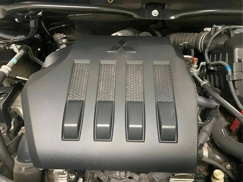 2020 Mitsubishi Eclipse Cross ES