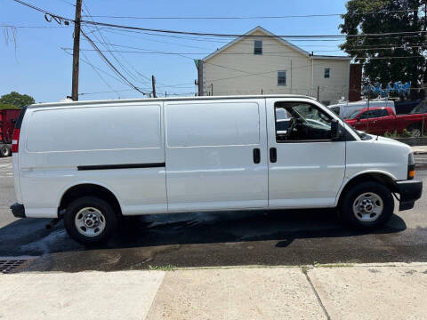 2019 GMC Savana 3500