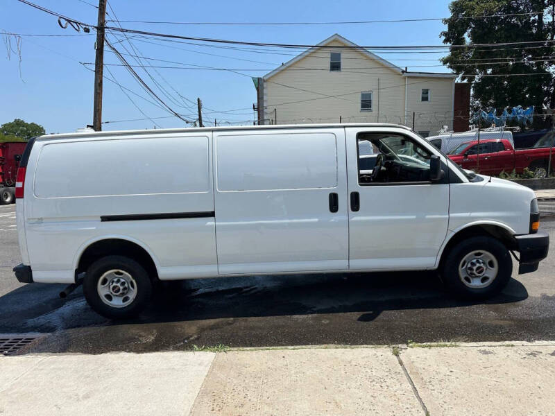 2019 GMC Savana 3500