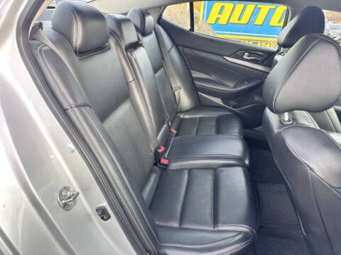 2018 Nissan Maxima 3.5 SR