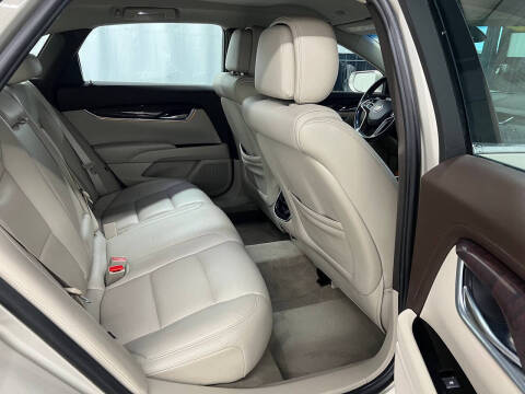 2013 Cadillac XTS Luxury Collection