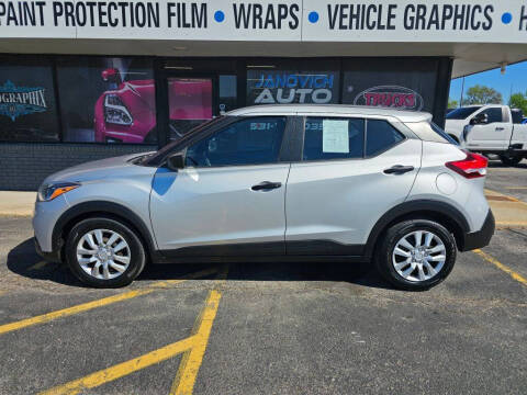 2020 Nissan Kicks S