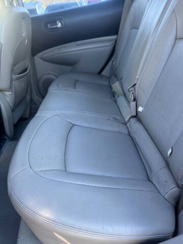 2013 Nissan Rogue SV w/SL Package