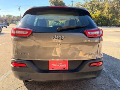 2016 Jeep Cherokee Sport