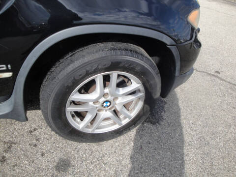 2005 BMW X5 3.0i