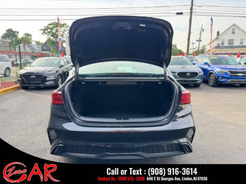 2022 Kia Forte GT Line