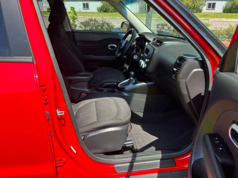 2015 Kia Soul +