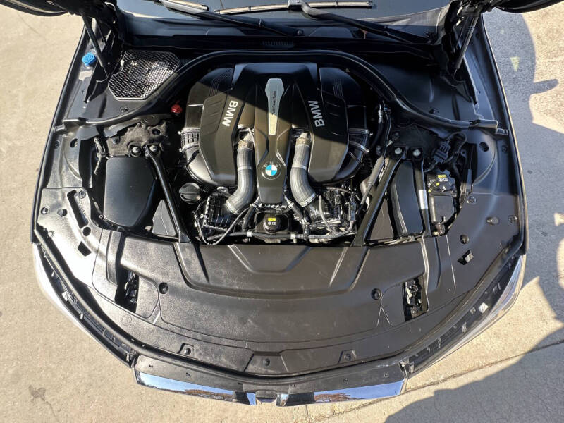 2018 BMW 7 Series 750i xDrive