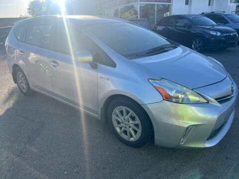 2012 Toyota Prius v Three