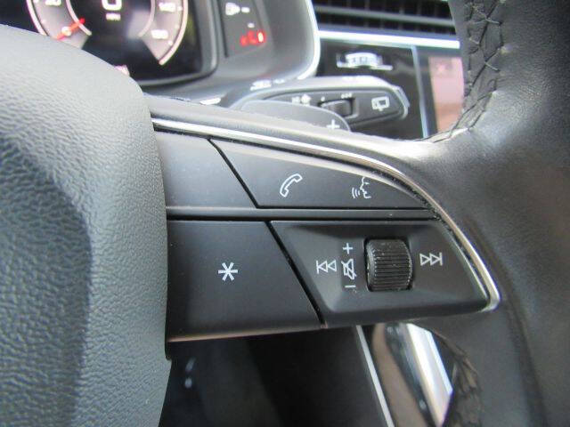 2022 Audi Q7 quattro Premium 55 TFSI