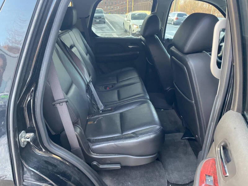 2011 Cadillac Escalade