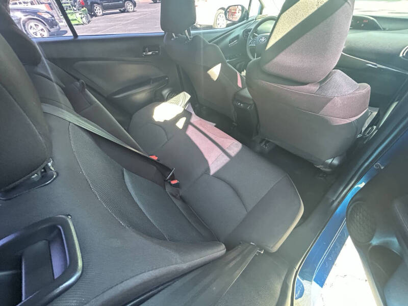 2021 Toyota Prius L Eco