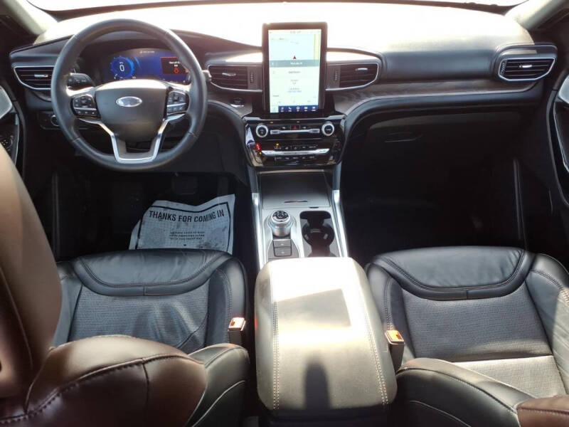 2022 Ford Explorer Platinum