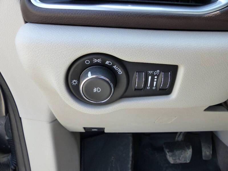 2019 Chrysler Pacifica Touring L Plus 35th Anniversary