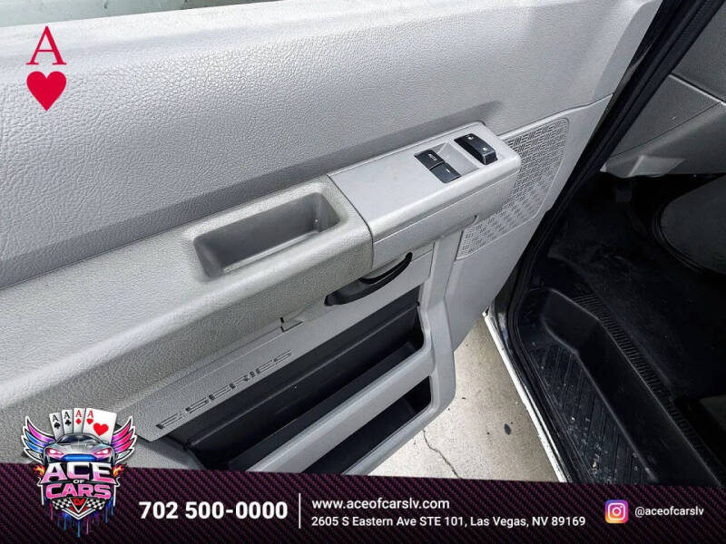2011 Ford E-Series E-350 SD