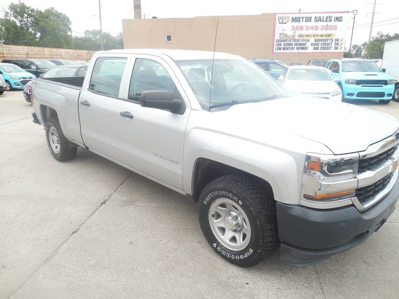 2017 Chevrolet Silverado 1500 for sale at VIP Motor Sales in Hazel Park, MI