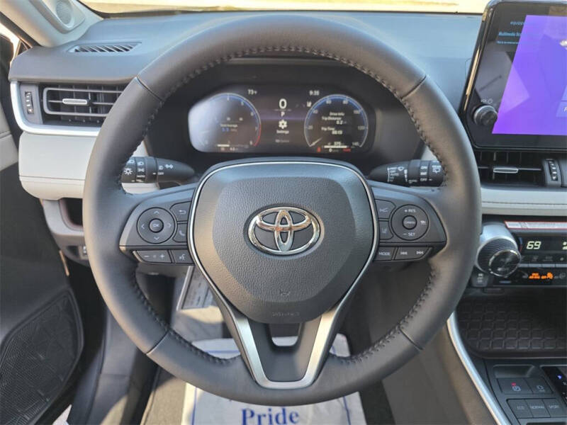2025 Toyota RAV4 Limited