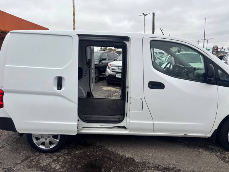 2016 Nissan NV200