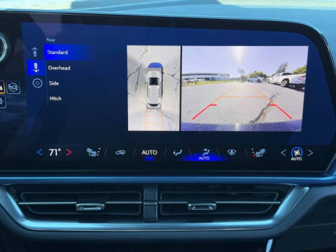 2024 Chevrolet Equinox EV LT