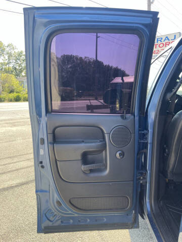 2005 Dodge Ram 1500 ST