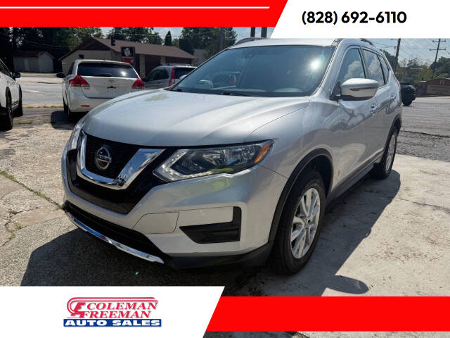 2020 Nissan Rogue SV's photo