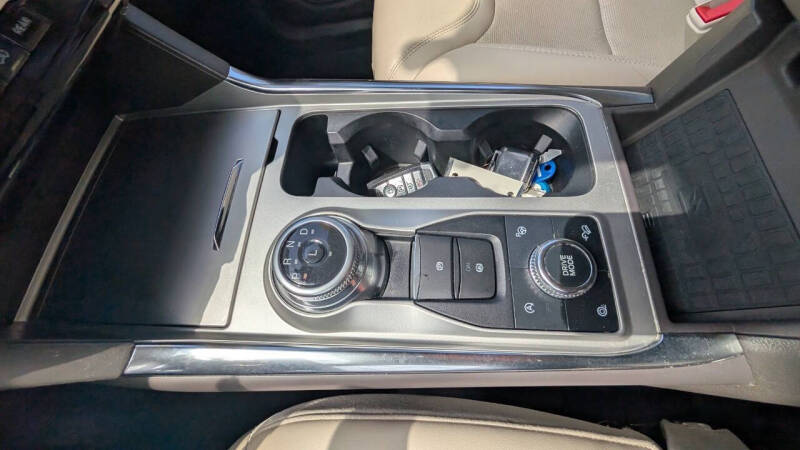 2022 Ford Explorer Platinum