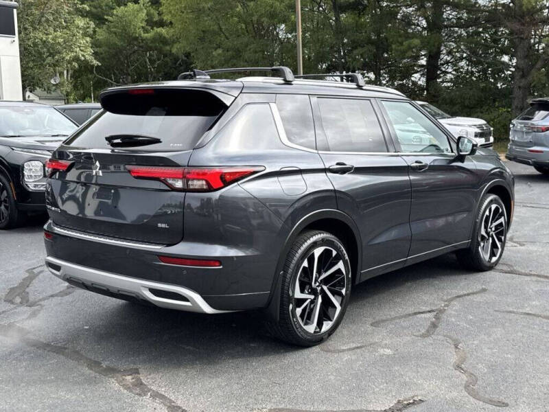 2024 Mitsubishi Outlander SEL