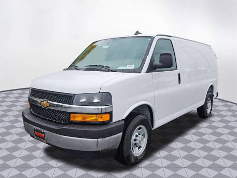 2025 Chevrolet Express 2500