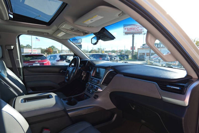 2017 Chevrolet Suburban LT