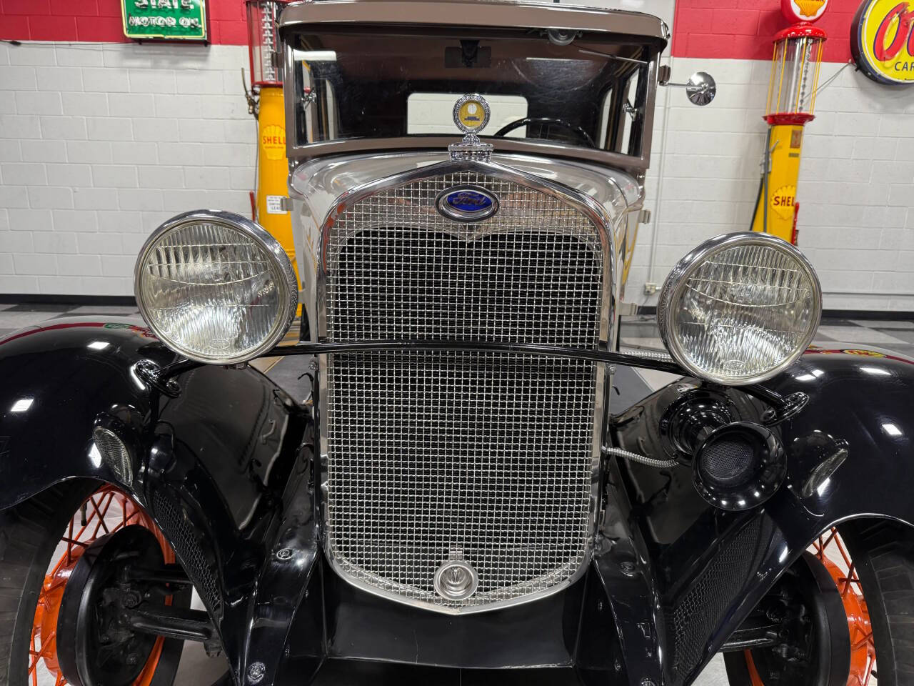 1930 Ford Model A 52