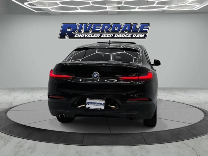 2021 BMW X4 xDrive30i
