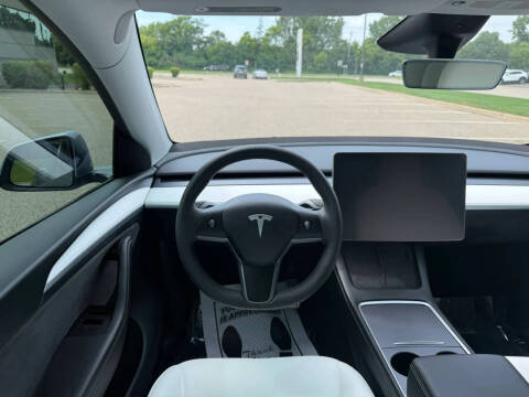 2025 Tesla Model Y Performance