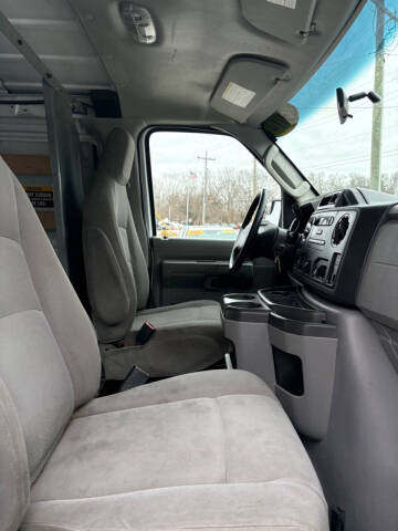 2014 Ford E-Series E-250